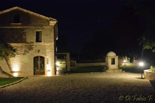 L' Antico Pozzo Country House Monsampietro Morico 外观 照片